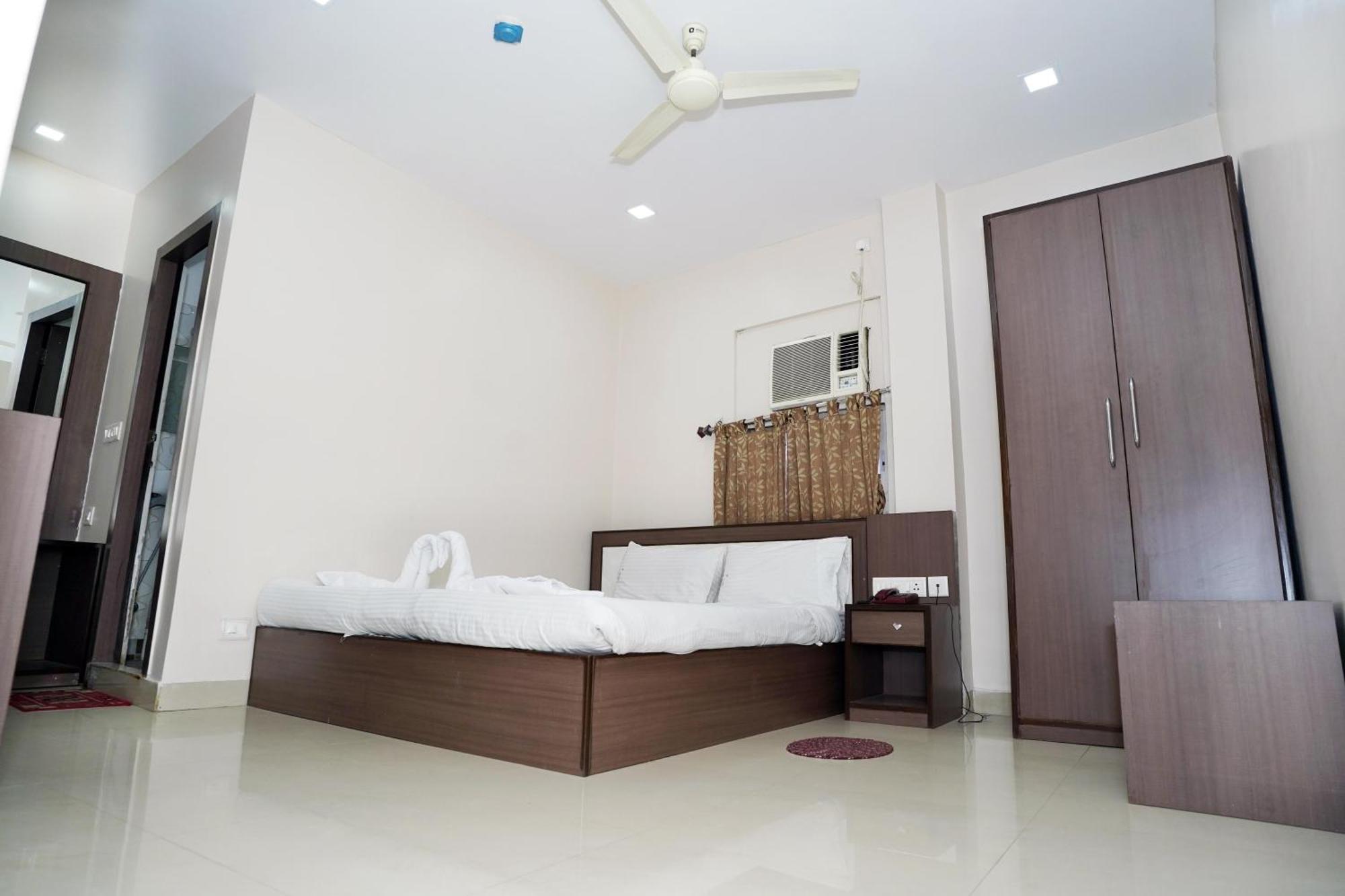 Sonar Bangla Guest House Колката Екстериор снимка